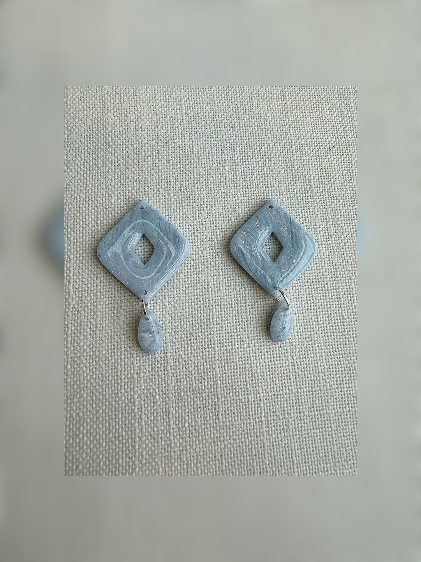 Daisy (Dangle) | After The Storm